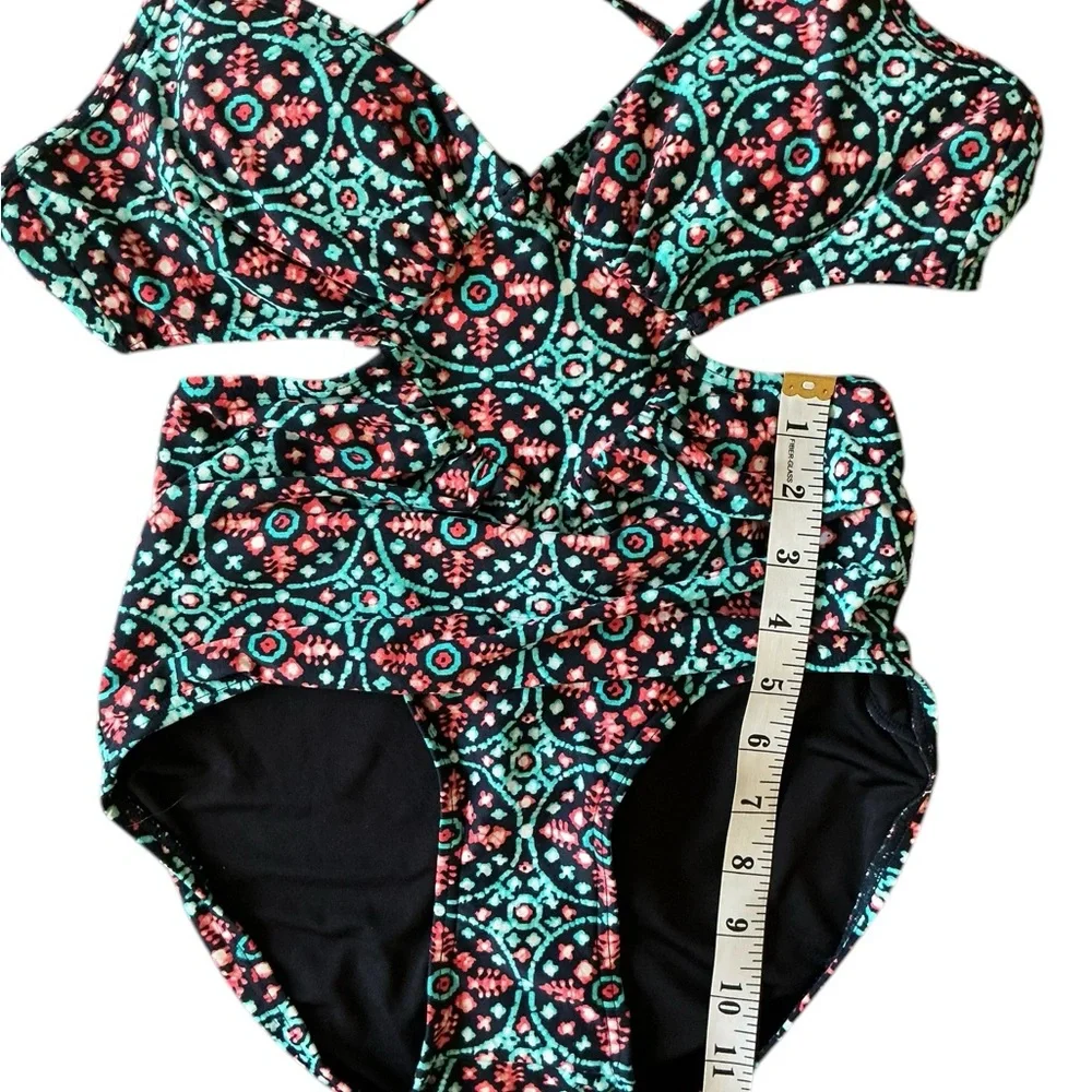 Michael Kors Cutout One Piece Swimsuit Size 8 - Picture 7 of 8